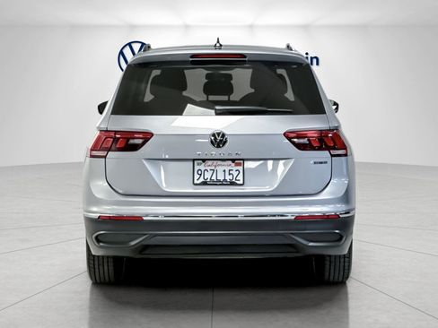 Used 2022 Volkswagen Tiguan S image 4