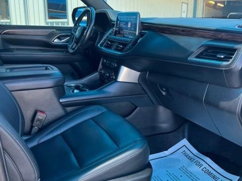 Used 2021 Chevrolet Tahoe Z71 w/ Rear Media and Nav Package AWD/4WD image 12