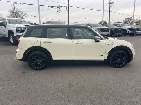 Used 2019 MINI Cooper Clubman S image 6