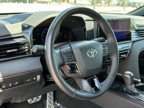 Certified 2025 Toyota Camry SE image 22