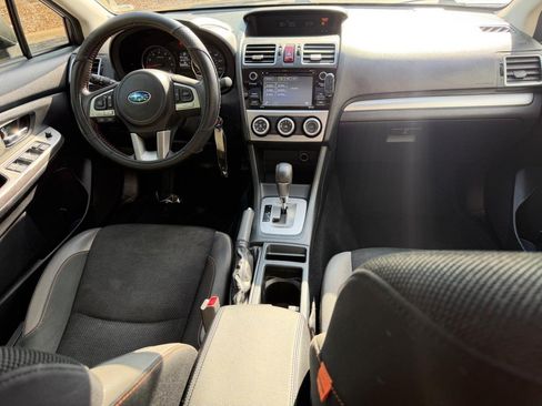 Used 2016 Subaru Crosstrek 2.0i Premium w/ Moonroof Package AWD/4WD image 11