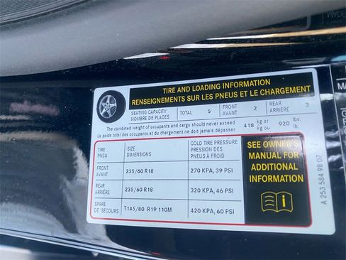 Used 2021 Mercedes-Benz GLC 300 4MATIC image 28