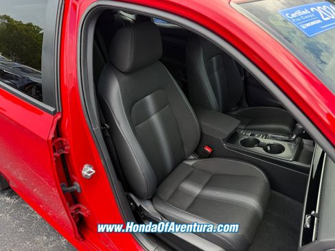 Certified 2024 Honda Civic Sport image 9