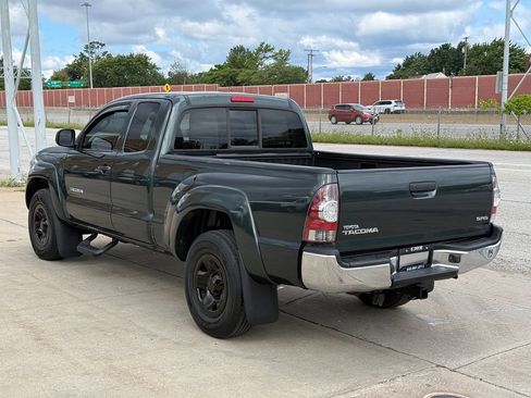 Used 2011 Toyota Tacoma 4x4 Access Cab w/ SR5 Pkg #2 image 10