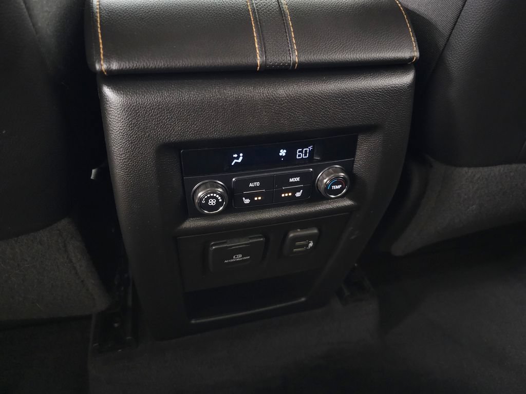 Used 2019 Chevrolet Traverse Premier w/ LPO, Floor Liner Package AWD/4WD image 33