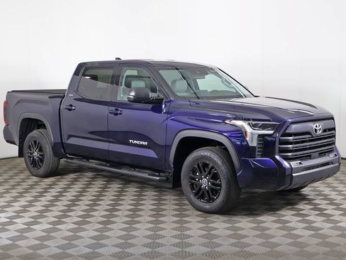 Used 2023 Toyota Tundra SR5 w/ SR5 Premium Package AWD/4WD image 54