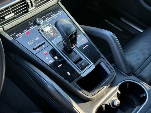 Used 2021 Porsche Cayenne AWD/4WD image 36