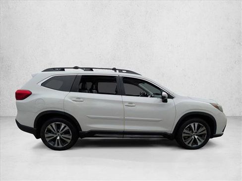 Used 2019 Subaru Ascent Limited image 4