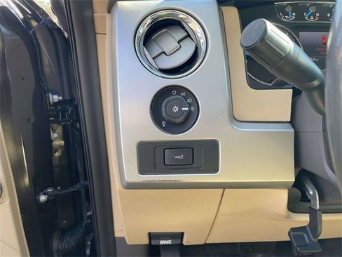 Used 2013 Ford F150 Lariat w/ Luxury Equipment Group image 15
