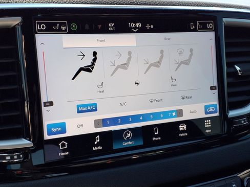 Used 2025 Chrysler Pacifica Select image 7