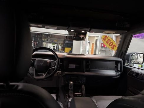 Used 2022 Ford Bronco Big Bend image 19