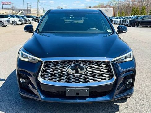 Used 2023 INFINITI QX55 Essential image 2