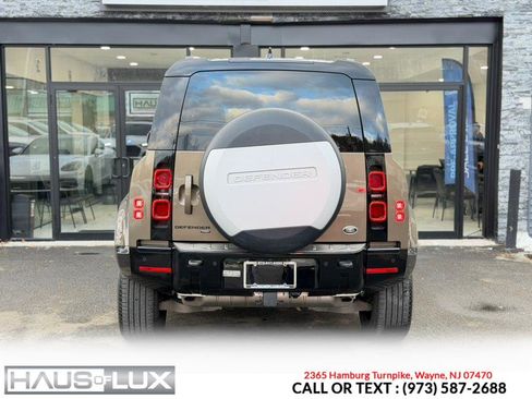 Used 2022 Land Rover Defender 110 X-Dynamic SE image 33