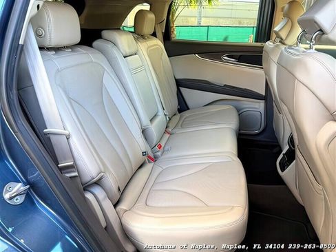 Used 2018 Lincoln MKX Reserve image 26