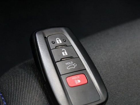 Certified 2023 Toyota RAV4 SE image 30