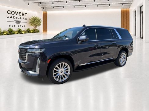 Used 2023 Cadillac Escalade ESV Premium Luxury RWD image 4