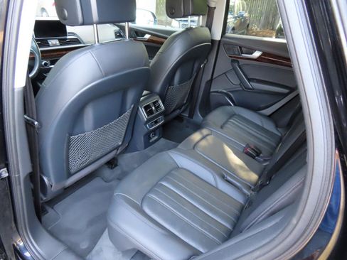 Used 2018 Audi Q5 2.0T Premium AWD/4WD image 10