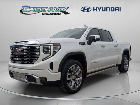 Used 2022 GMC Sierra 1500 Denali w/ Denali Reserve Package AWD/4WD image 4