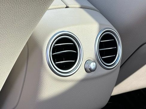 Certified 2021 Mercedes-Benz GLC 300 4MATIC image 32