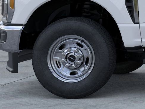 New 2026 Ford F250 XL image 19