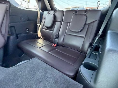 Used 2025 Ford Explorer Platinum w/ LUX Leather Package AWD/4WD image 37