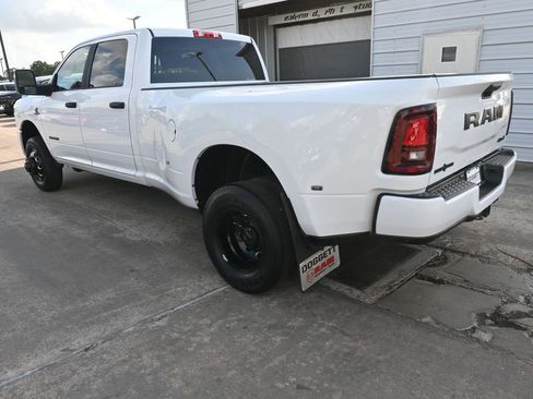 New 2026 RAM 3500 Lone Star AWD/4WD image 21