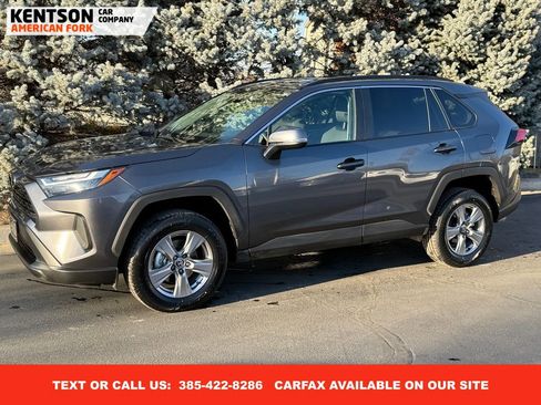 Used 2025 Toyota RAV4 XLE image 1