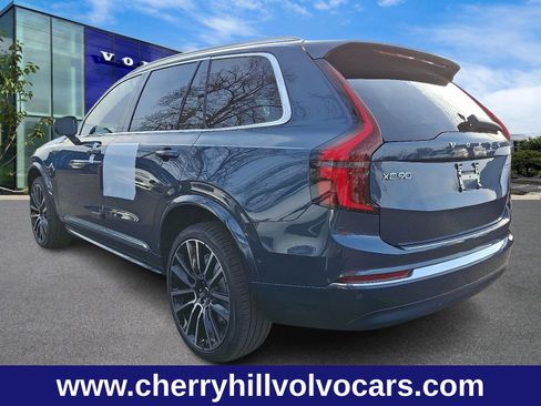 New 2026 Volvo XC90 B6 Plus w/ Protection Package Premier image 3