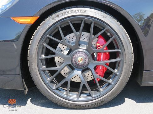 Used 2016 Porsche 911 Carrera 4 GTS image 19