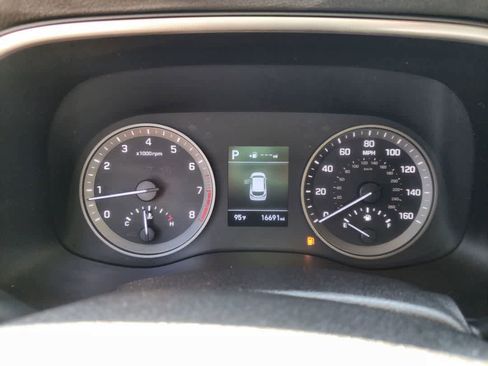 Used 2019 Hyundai Tucson SE image 15