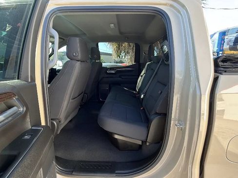 Used 2023 GMC Sierra 1500 Elevation AWD/4WD image 7