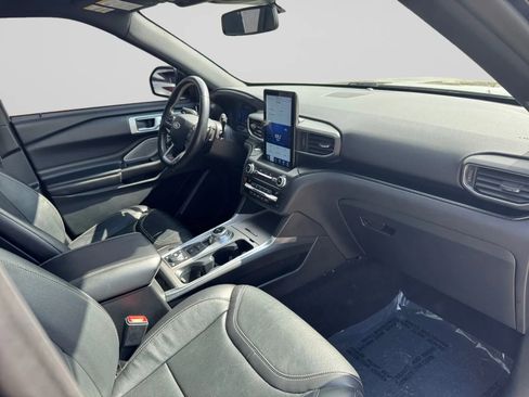 Used 2020 Ford Explorer ST w/ ST Street Pack image 36