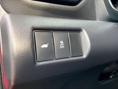 Used 2023 Honda Pilot Touring image 32