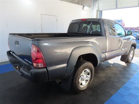 Used 2015 Toyota Tacoma PreRunner w/ Convenience Package RWD image 10
