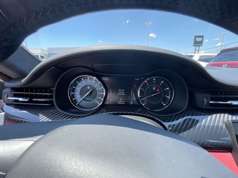 Used 2022 Maserati Quattroporte Modena RWD image 11