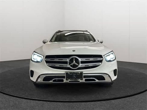 Used 2021 Mercedes-Benz GLC 300 4MATIC image 2