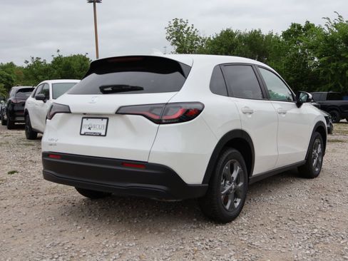New 2026 Honda HR-V LX image 5