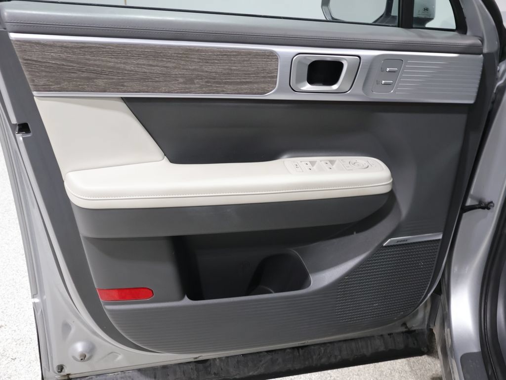 Used 2024 Hyundai Santa Fe Limited AWD/4WD image 13