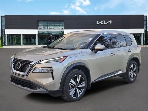 Used 2021 Nissan Rogue SL image 2