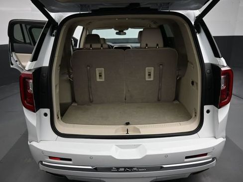 Used 2023 GMC Acadia Denali AWD/4WD image 13