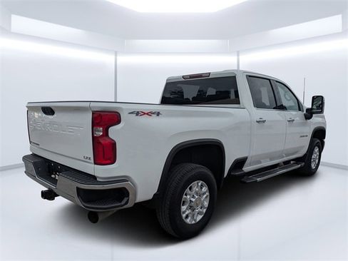 Used 2024 Chevrolet Silverado 2500 LTZ image 3