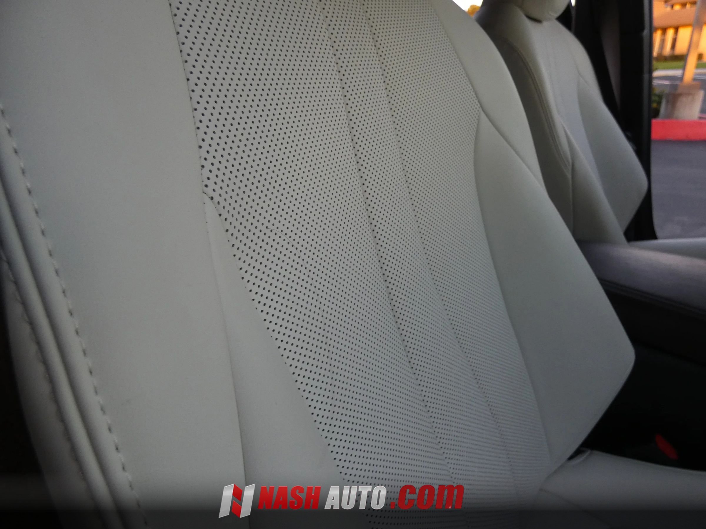 Used 2021 Toyota Mirai RWD image 32
