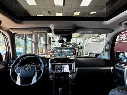 Used 2023 Toyota 4Runner SR5 Premium w/ Moonroof Package RWD image 23
