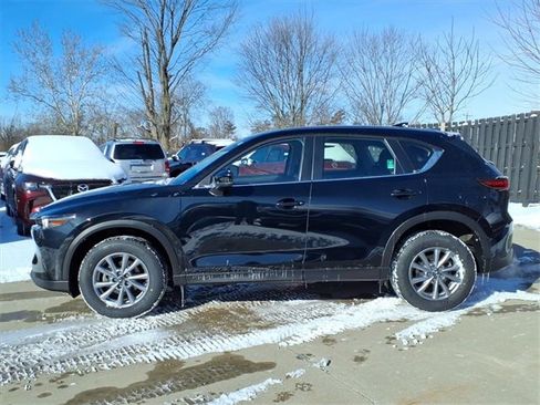 Certified 2023 MAZDA CX-5 AWD 2.5 S image 3