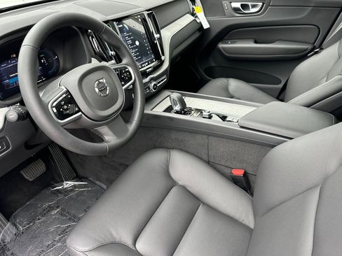 New 2025 Volvo XC60 T8 Plus w/ Protection Package Premier image 9
