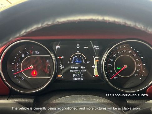 Used 2021 Jeep Wrangler Unlimited Rubicon AWD/4WD image 13