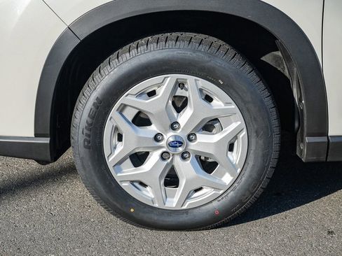 Certified 2023 Subaru Forester image 11