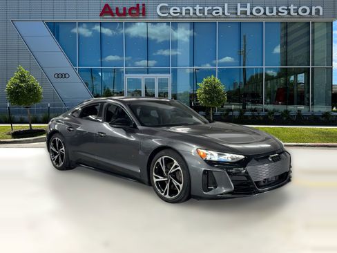 Used 2023 Audi e-tron GT Premium Plus w/ Performance Package image 7