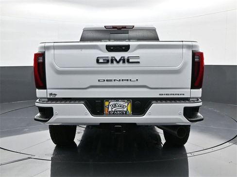 Used 2025 GMC Sierra 2500 Denali Ultimate image 6