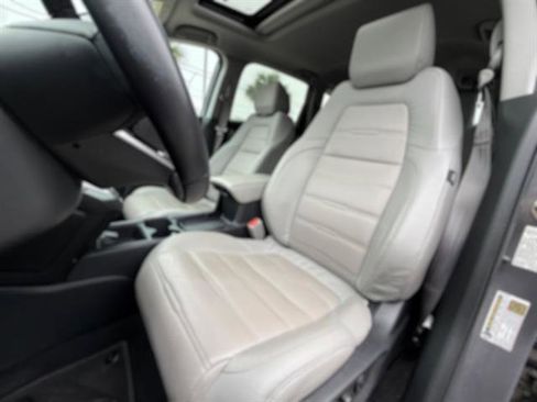 Used 2017 Honda CR-V Touring image 11